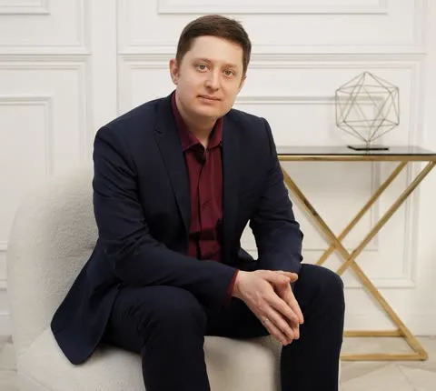Никита Иванов